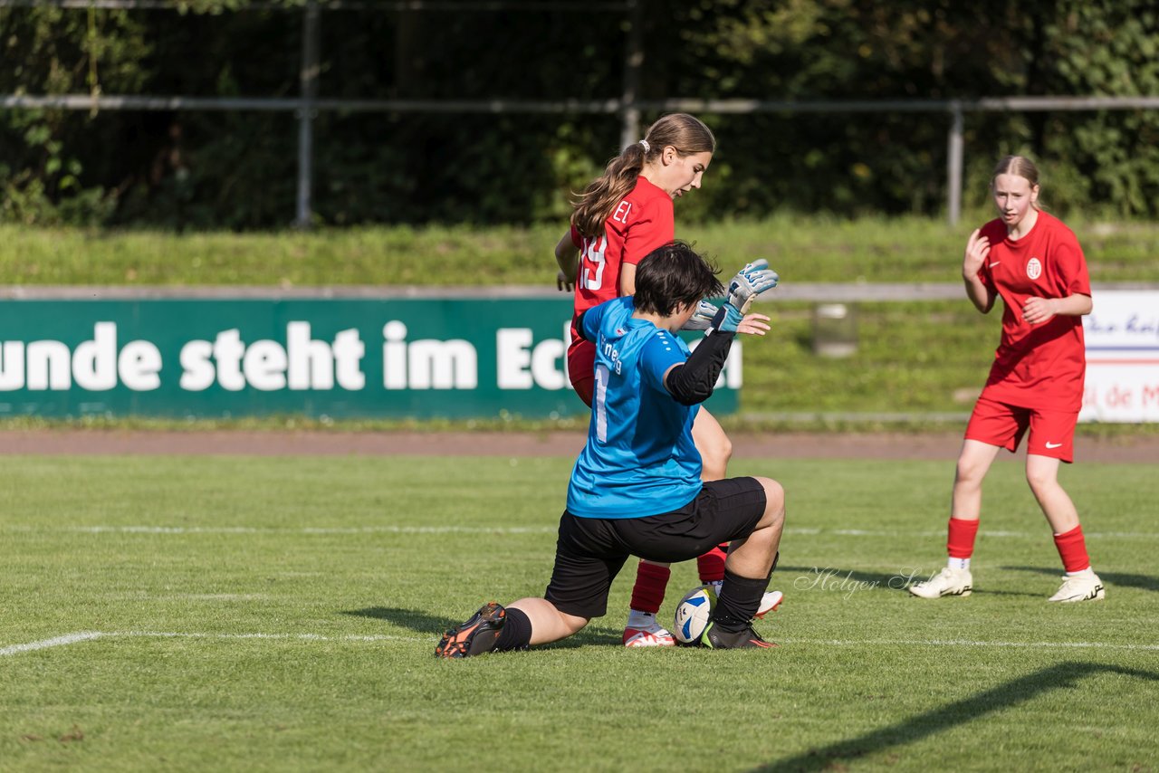 Bild 315 - wCJ VfL Pinneberg - Eimsbuetteler TV : Ergebnis: 0:5